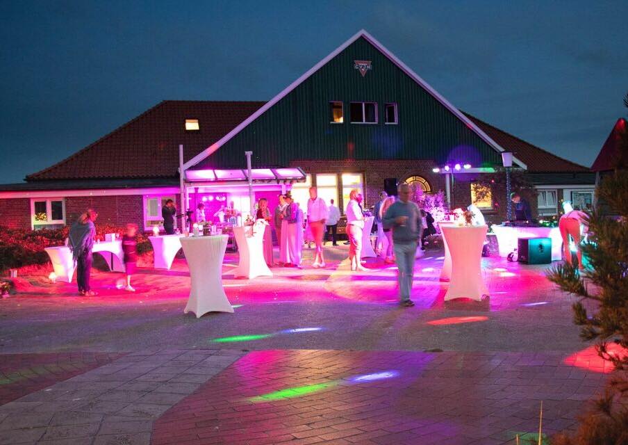 40555365_291944501398192_8059810300527902720_n